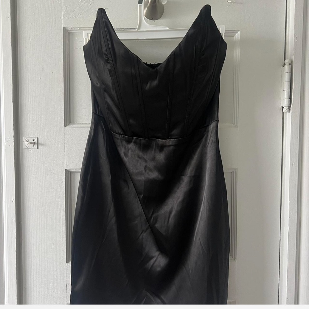 short black silky strapless dress
